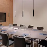 Hilton Munich Airport Отель Обердинг