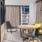 Hilton Munich Airport Отель 4*