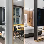Hilton Munich Airport Отель Обердинг