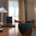 ヒルトン ミュンヘン エアポート ホテル 4*