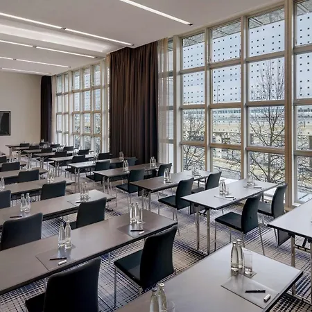 Hilton Munich Airport Hotel 4*