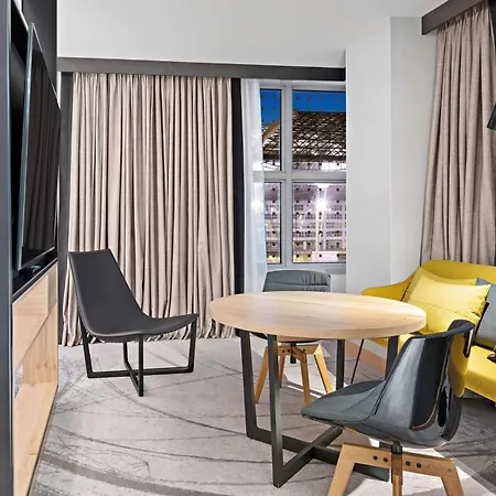 Hilton Munich Airport Hotel 4*