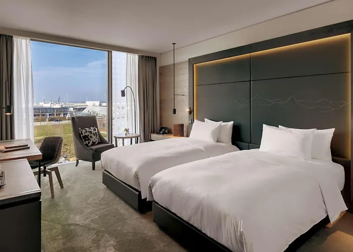 Hilton Munich Airport 4*