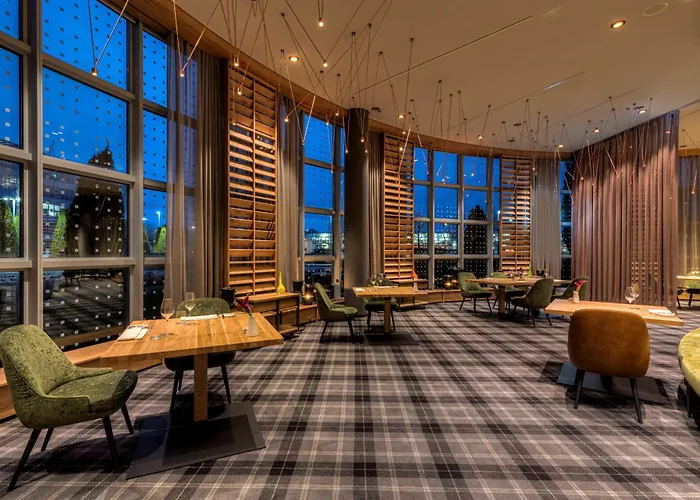 Hilton Munich Airport 4*