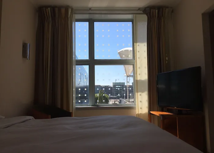 Hilton Munich Airport Hotel 4*