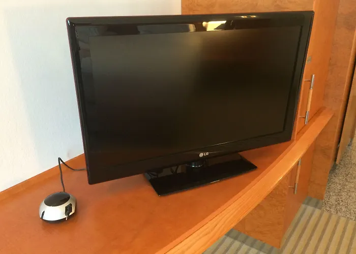 Hotel Hilton Munich Airport 4*