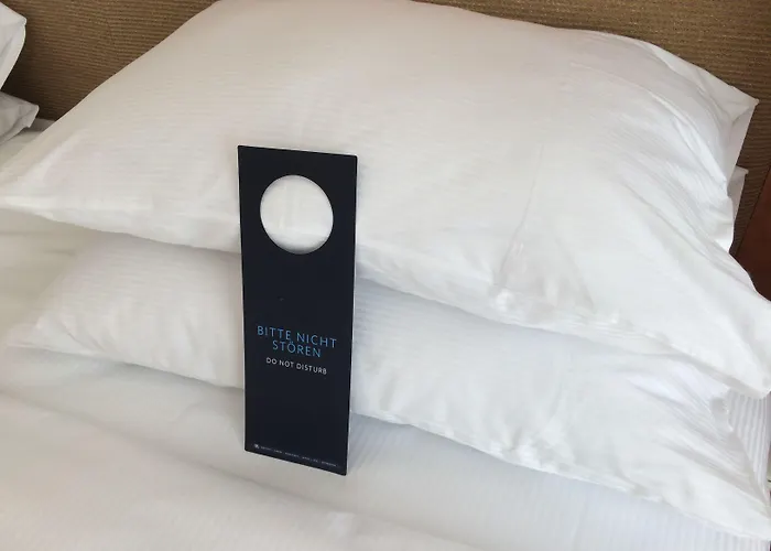 Hotel Hilton Munich Airport 4*