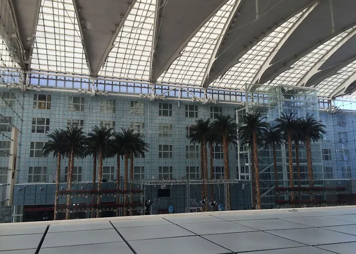 Hilton Munich Airport Hotel 4*